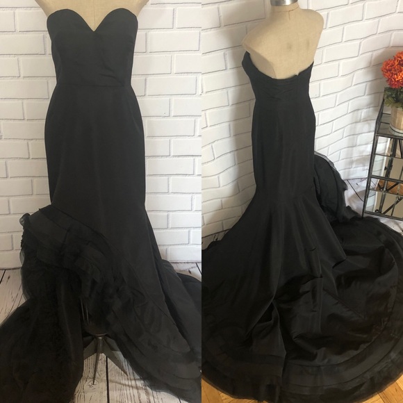 Oscar de la Renta Dresses & Skirts - Oscar De La Renta Formal Gown